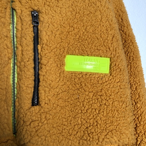 Urban Outfitters Fila Cozy Sherpa Half-Zip Sweatshirt - Picture 5 of 10